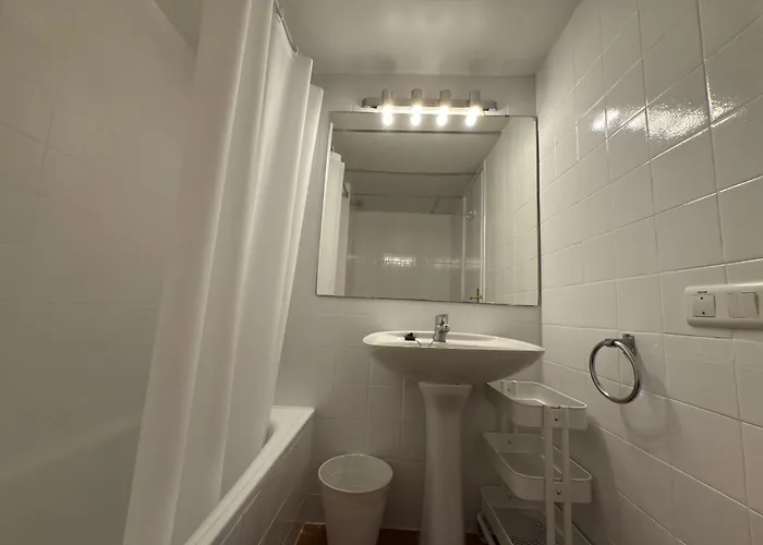 Homeholidaysrentals Roure - Costa Barcelona * Calella